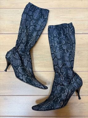 DONALD PLINER Reptile Print Black Kitten Heel Pull-On Dress Knee-High Sock Boot